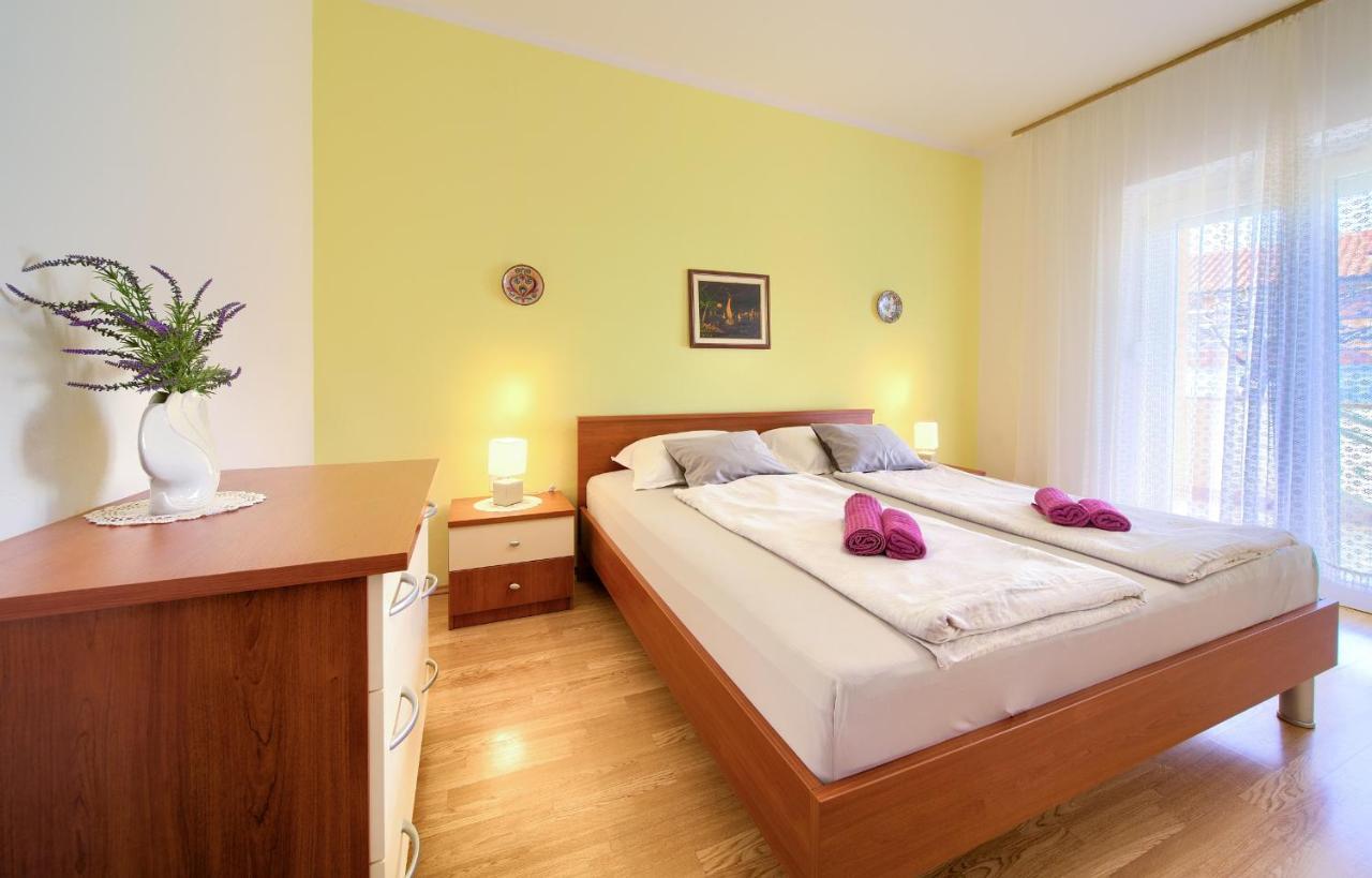 Apartments Petra Krk Town Dış mekan fotoğraf