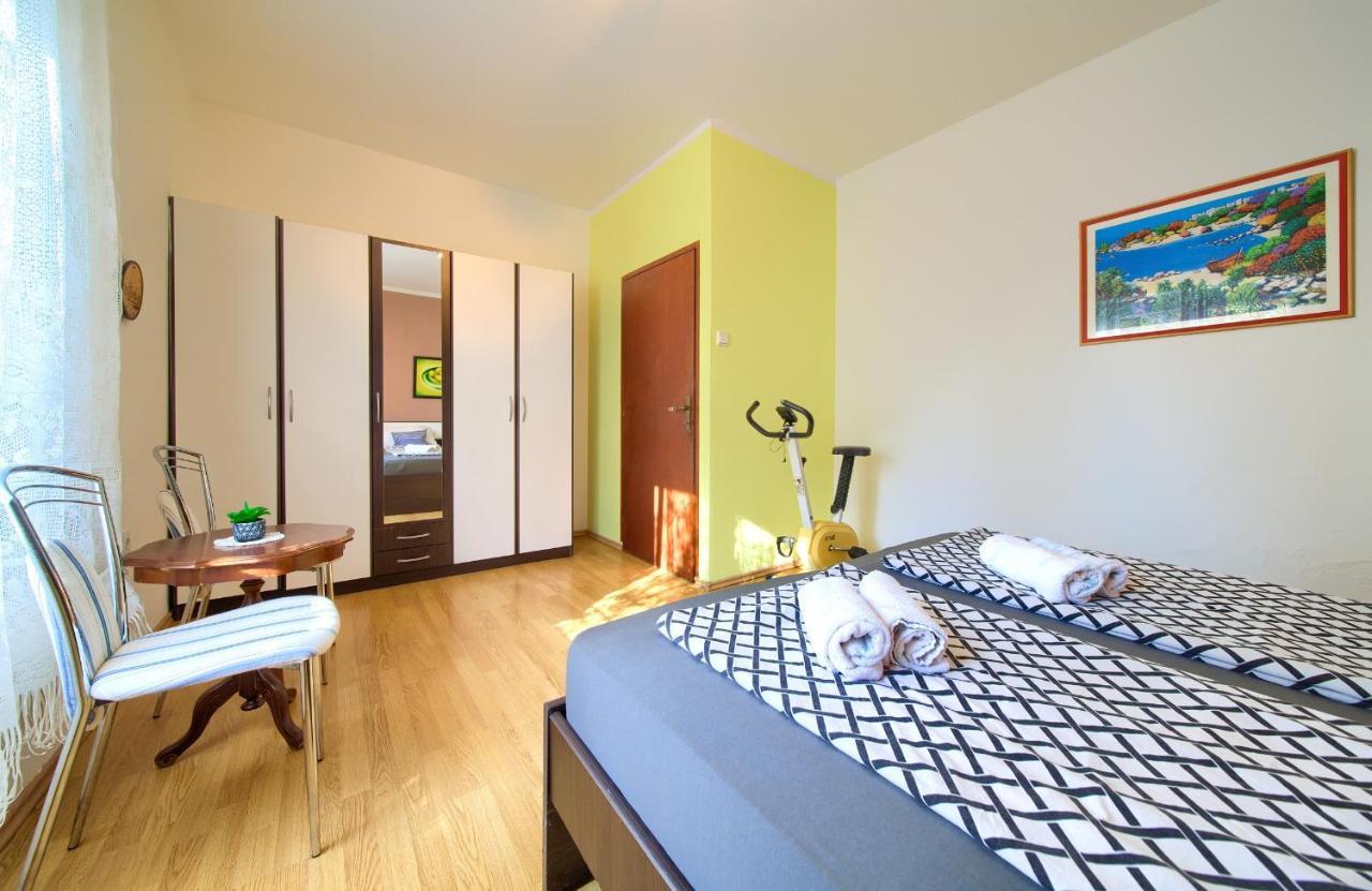 Apartments Petra Krk Town Dış mekan fotoğraf
