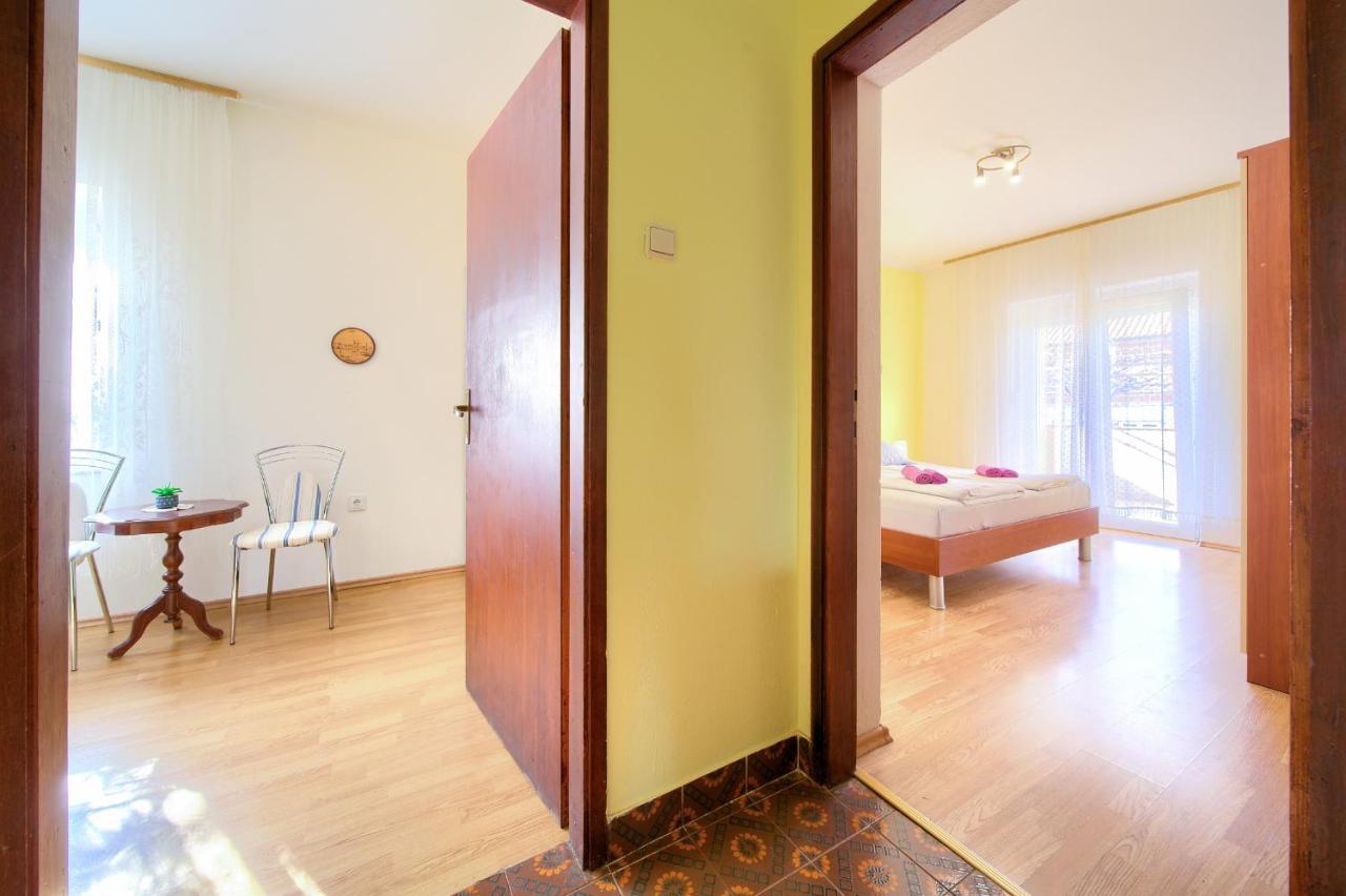 Apartments Petra Krk Town Dış mekan fotoğraf